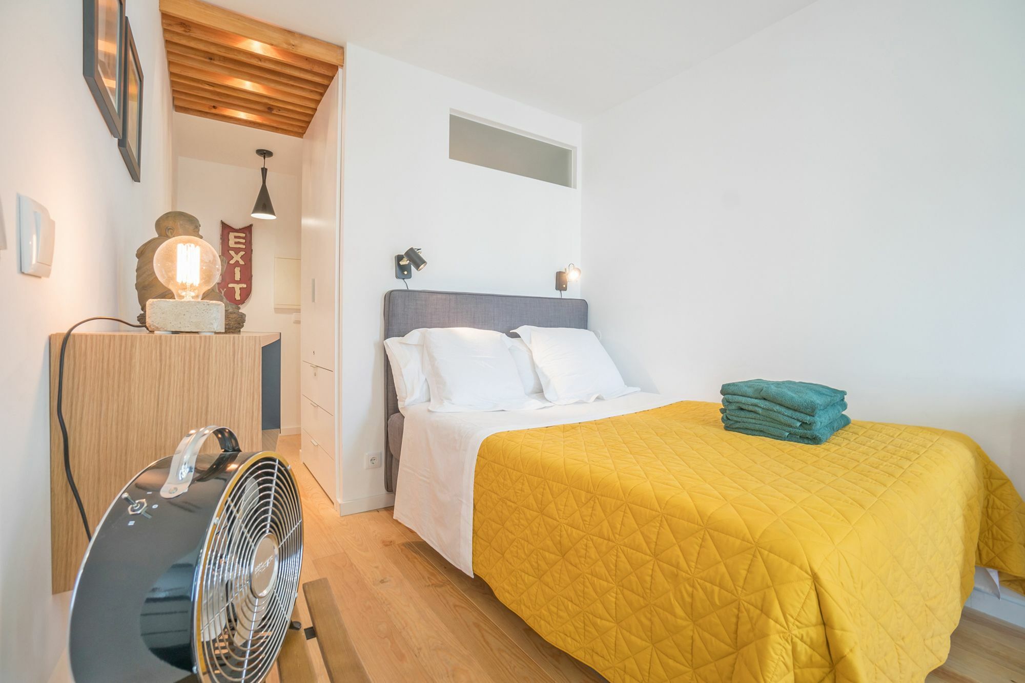 Largo Trigueiros Light-filled Loft Lisboa